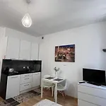 Stay99 Apartment