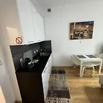 Stay99 Apartment *